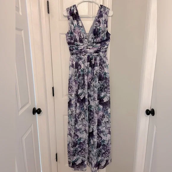 Dress the Population | Dresses | Dress The Population Jaclyn Floral Maxi  Dress | Poshmark